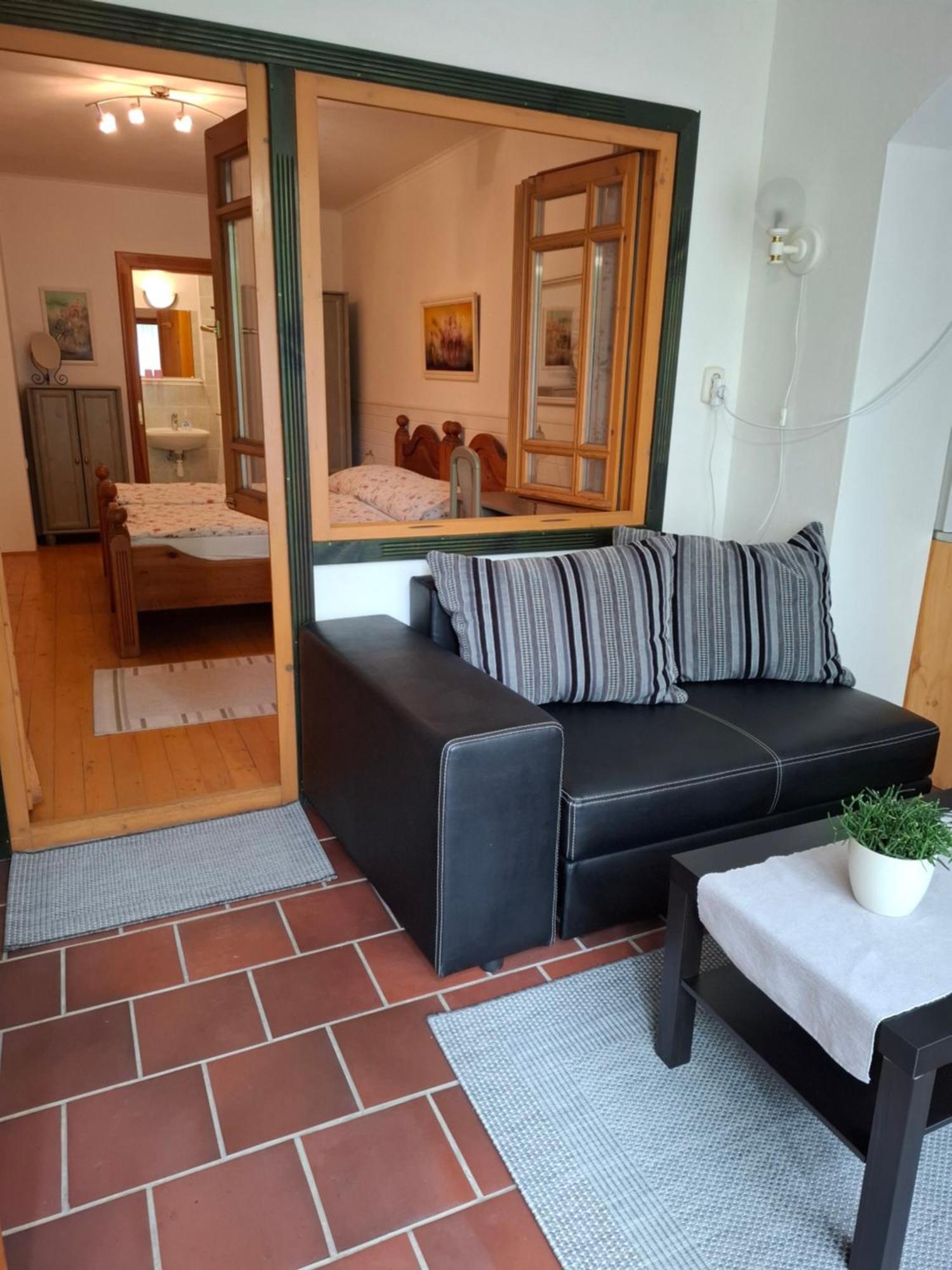 Agyagos Vendeghaz Apartment Eger Exterior photo